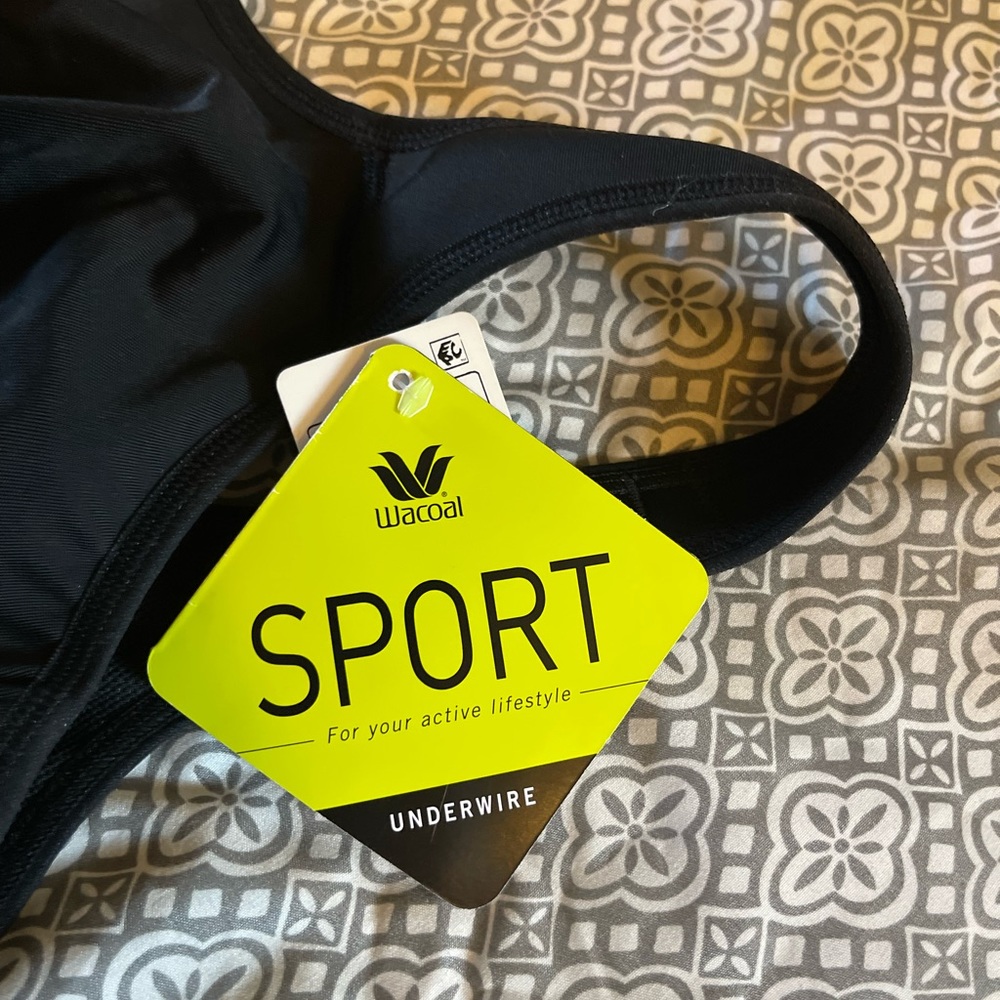 Wacoal sport bra size 34G
